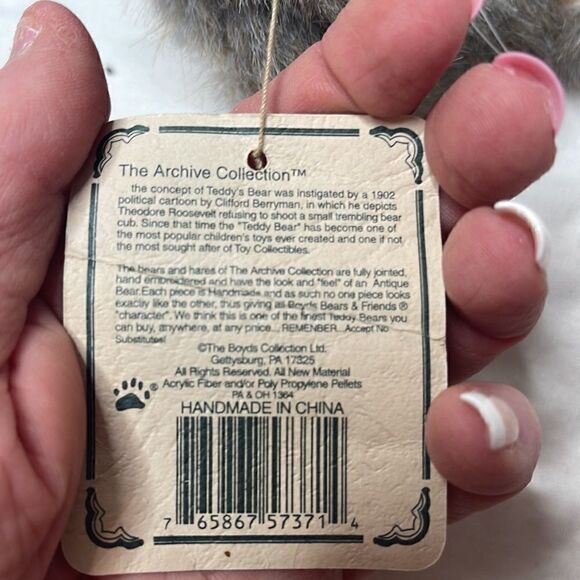 Boyd’s Bear Plush Sterling  Hopswell 8” Rabbit. - Picture 6 of 9